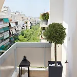 Venus House In Pagrati Διαμέρισμα *