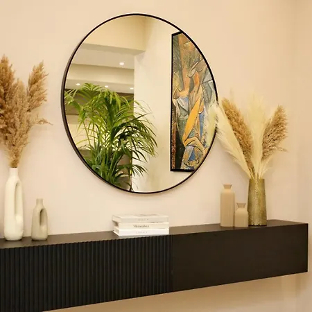 Venus House In Pagrati