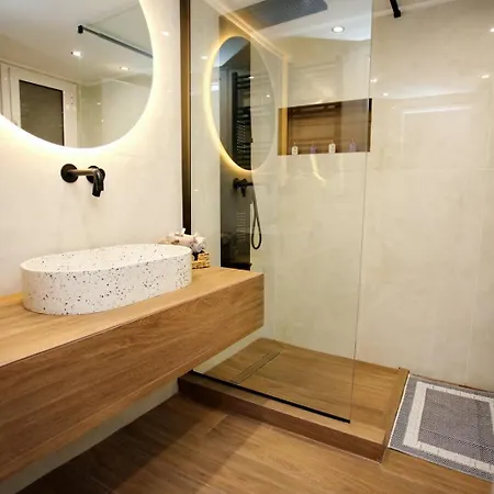 Venus House In Pagrati Апартаменты *