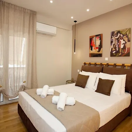 Venus House In Pagrati