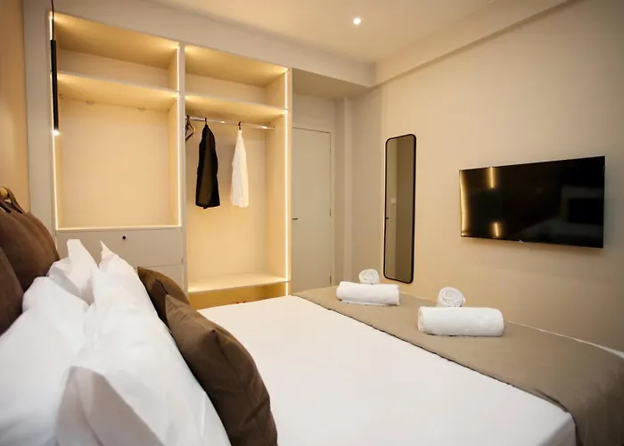 Venus House In Pagrati *