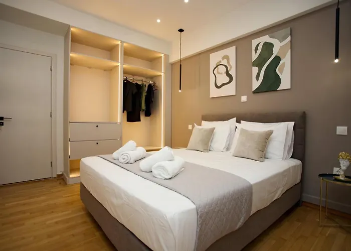 Venus House In Pagrati